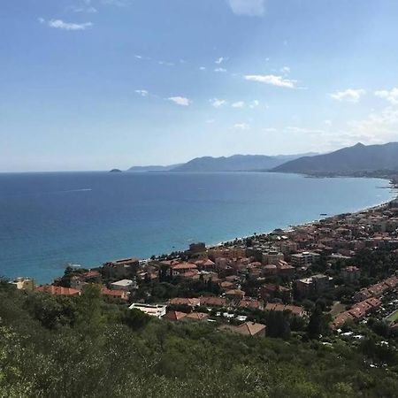 Casa Indipendente Su Due Livelli In Liguria-Vista Mare 6-7 Posti Appartement Magliolo Buitenkant foto