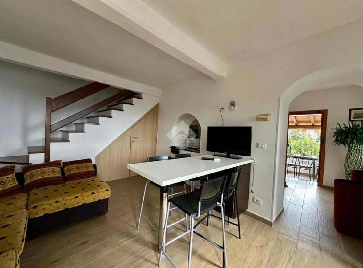 Casa Indipendente Su Due Livelli In Liguria-Vista Mare 6-7 Posti Appartement Magliolo Buitenkant foto
